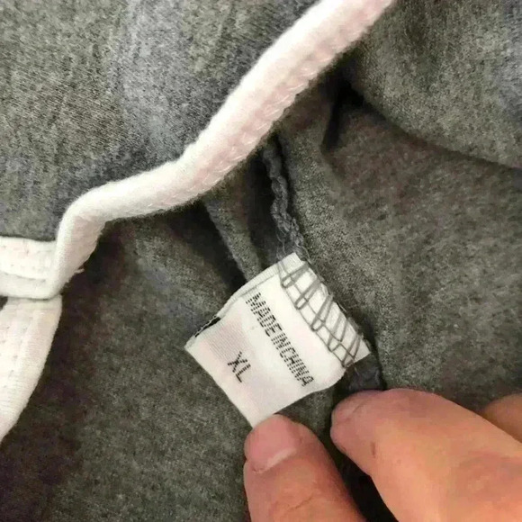 Lot of 2 short stretch cotton shorts teal gray and white XL - Picture 9 of 9